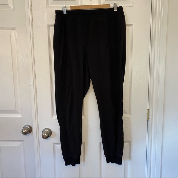 Lululemon Wanderer Jogger  Swift Ultra Light weight Pants Black Size 12 - Picture 6 of 11